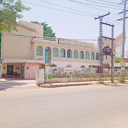 Hotel Silver Sand מולטאן מראה חיצוני תמונה