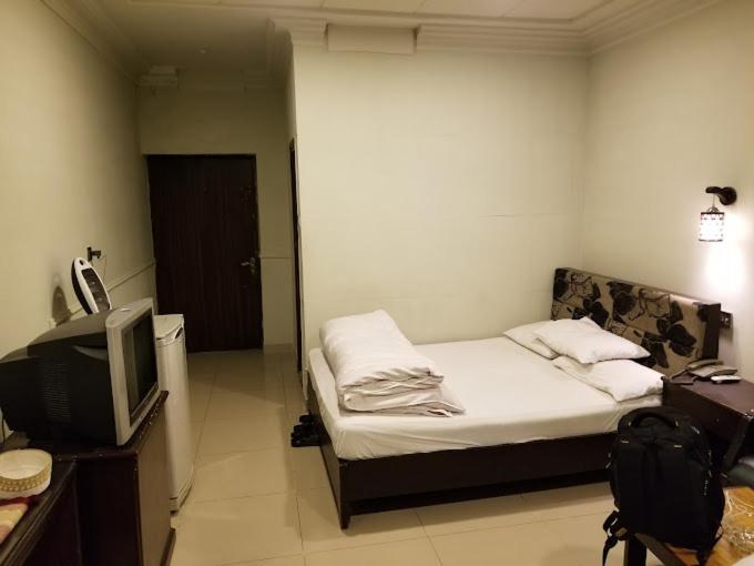 Hotel Silver Sand מולטאן מראה חיצוני תמונה