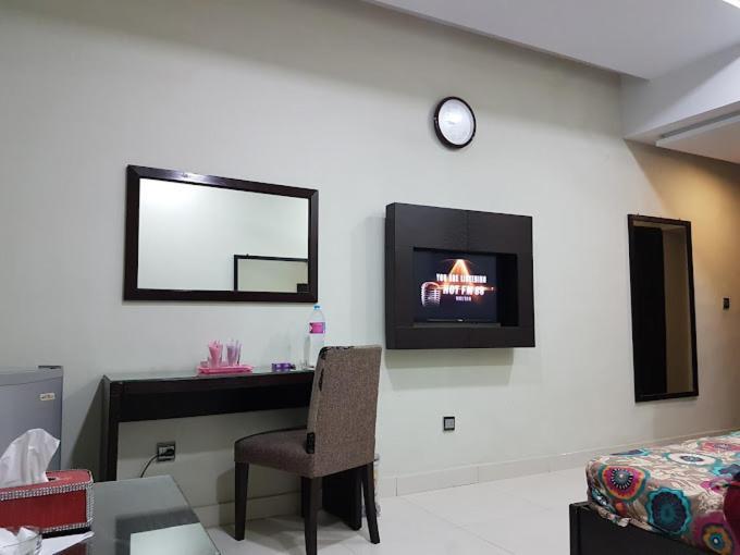 Hotel Silver Sand מולטאן מראה חיצוני תמונה